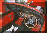 new-steering-wheel.jpg (35083 bytes)